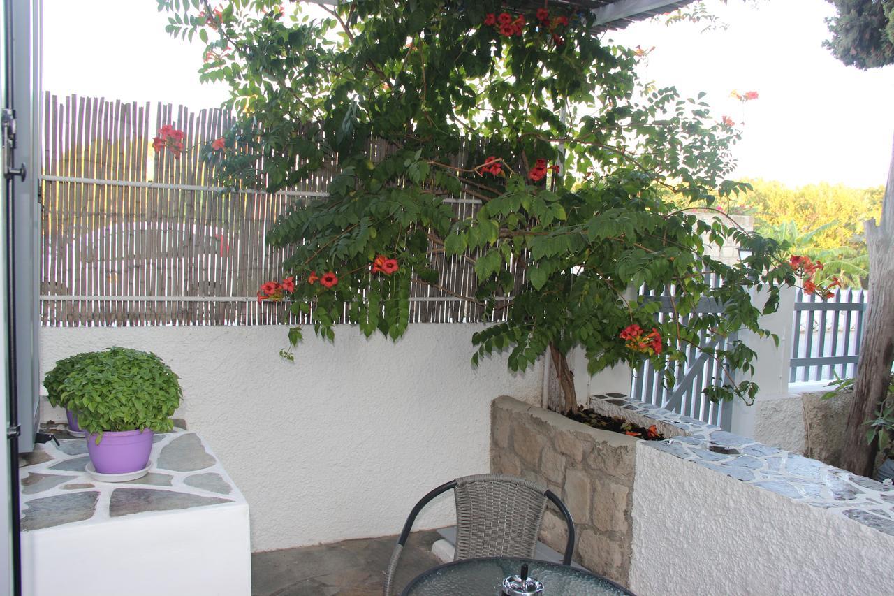 Apartament Gerania Milos Adamantas  Zewnętrze zdjęcie